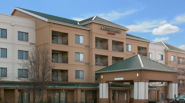 Courtyard Kansas City East/Blue Springs Exterior. Images powered by <a href="https://www.leonardoworldwide.com" target="_blank" rel="noopener">Leonardo</a>.