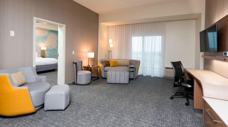 <b>Courtyard Mt Pleasant-Central Michigan Suite</b>. Images powered by <a href="https://www.leonardoworldwide.com/" title="Leonardo Worldwide" target="_blank">Leonardo</a>.
