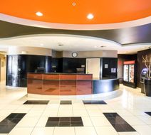 Courtyard Merced Lobby