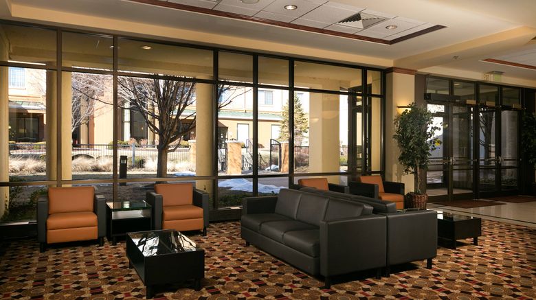 <b>Courtyard Kansas City East/Blue Springs Lobby</b>. Images powered by <a href="https://www.leonardoworldwide.com/" title="Leonardo Worldwide" target="_blank">Leonardo</a>.