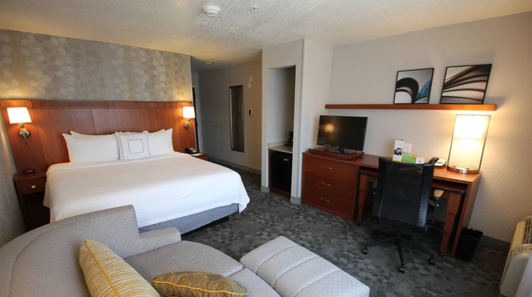 Courtyard Merced Suite