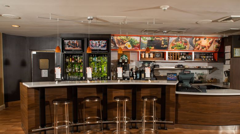 <b>Courtyard by Marriott Erie Restaurant</b>. Images powered by <a href="https://www.leonardoworldwide.com/" title="Leonardo Worldwide" target="_blank">Leonardo</a>.