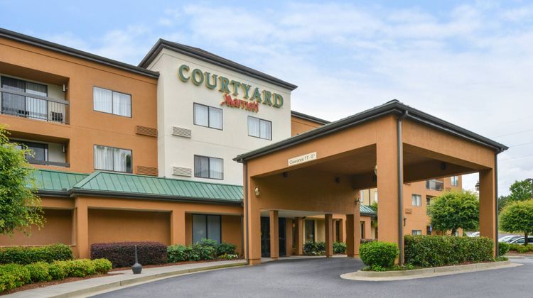 Courtyard Atlanta Suwanee Exterior