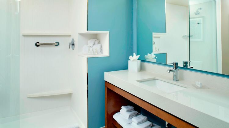 Courtyard by Marriott Orlando Lake Nona Room