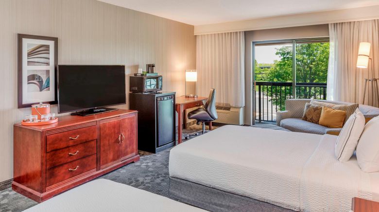 <b>Courtyard Cranbury South Brunswick Room</b>. Images powered by <a href="https://www.leonardoworldwide.com/" title="Leonardo Worldwide" target="_blank">Leonardo</a>.