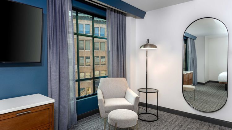 Courtyard Atlanta Midtown Suite