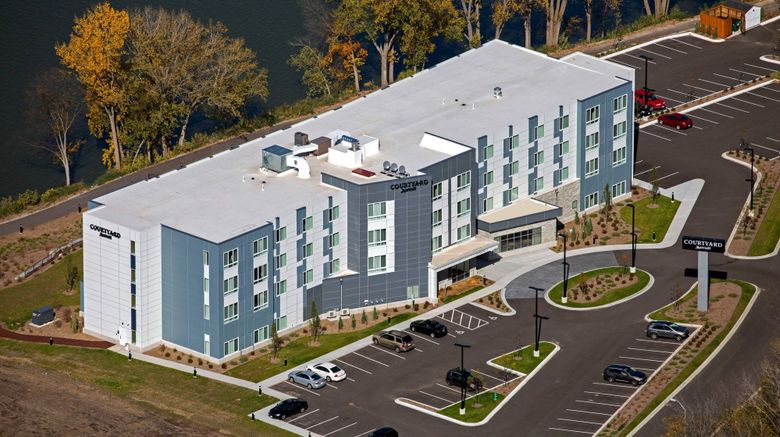 <b>Courtyard Appleton Riverfront Exterior</b>. Images powered by <a href="https://www.leonardoworldwide.com/" title="Leonardo Worldwide" target="_blank">Leonardo</a>.