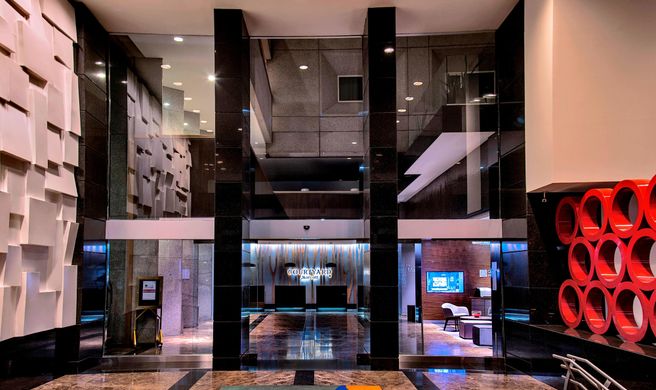 Courtyard by Marriott Revolucion Exterior