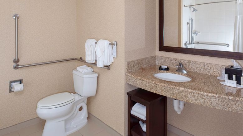 <b>Courtyard Memphis Downtown Room</b>. Images powered by <a href="https://www.leonardoworldwide.com/" title="Leonardo Worldwide" target="_blank">Leonardo</a>.