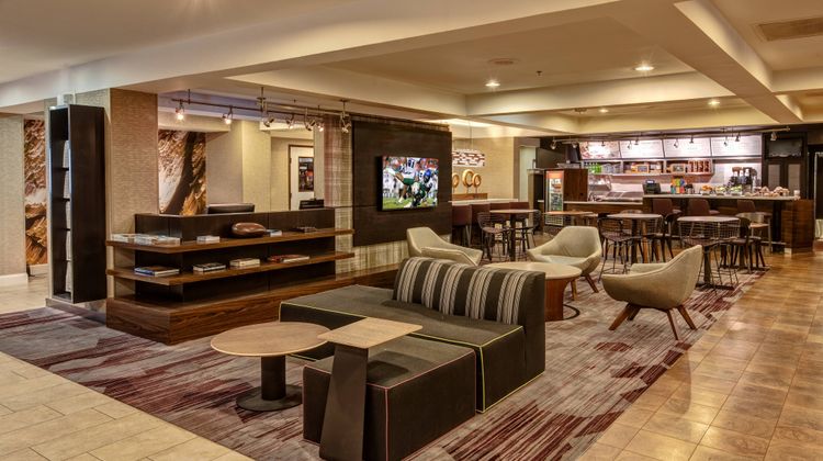 Courtyard Memphis Germantown Lobby