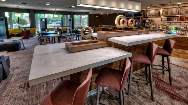 Courtyard by Marriott Memphis Southaven Restaurant