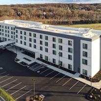 Courtyard Southington