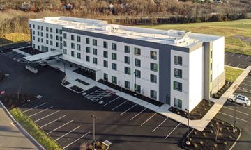Courtyard Southington
