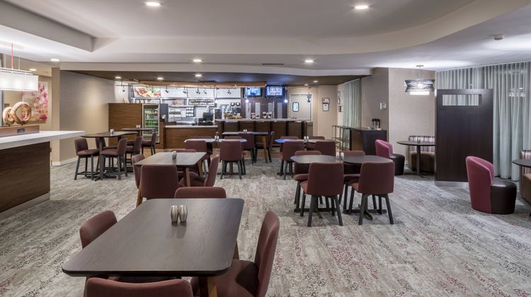 Courtyard by Marriott West Orange Restaurant