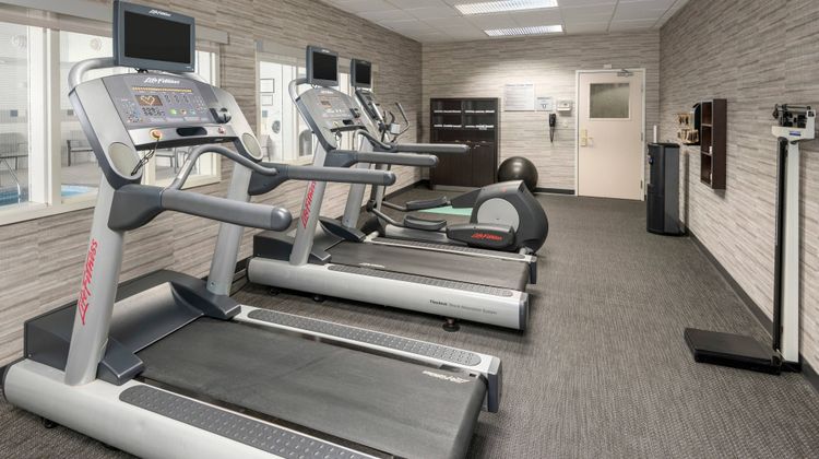 Courtyard by Marriott West Orange Health Club