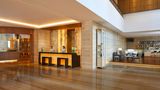Courtyard by Marriott Bandung Dago Lobby