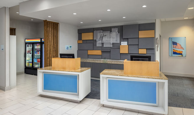 Holiday Inn Express Hotel/Stes Phoenix W Exterior