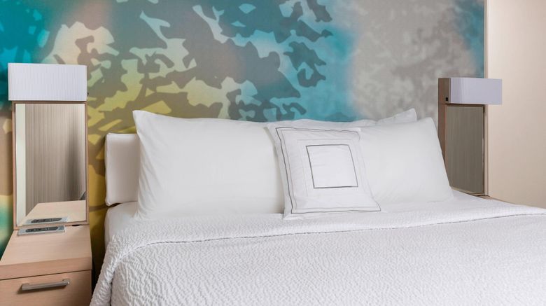 <b>Courtyard by Marriott Bismarck North Room</b>. Images powered by <a href="https://www.leonardoworldwide.com/" title="Leonardo Worldwide" target="_blank">Leonardo</a>.