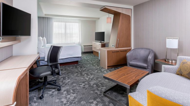 <b>Courtyard by Marriott Bismarck North Suite</b>. Images powered by <a href="https://www.leonardoworldwide.com/" title="Leonardo Worldwide" target="_blank">Leonardo</a>.