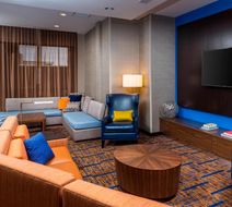Courtyard by Marriott Bismarck North Lobby