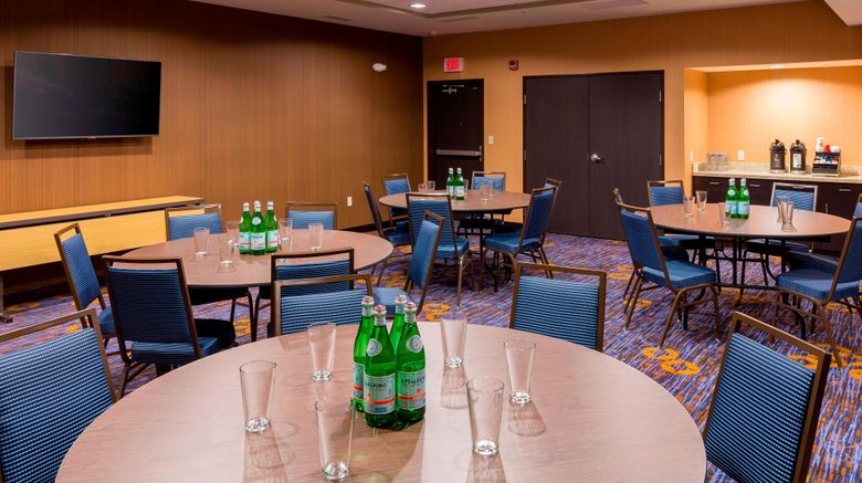<b>Courtyard by Marriott Bismarck North Meeting</b>. Images powered by <a href="https://www.leonardoworldwide.com/" title="Leonardo Worldwide" target="_blank">Leonardo</a>.