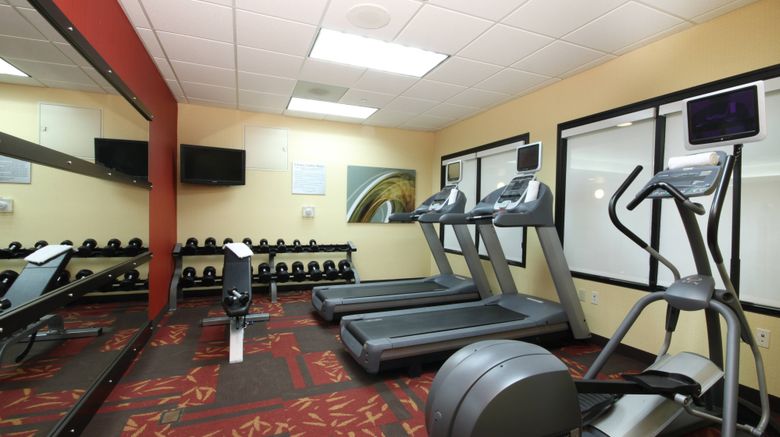 <b>Courtyard Flint Grand Blanc Health Club</b>. Images powered by <a href="https://www.leonardoworldwide.com/" title="Leonardo Worldwide" target="_blank">Leonardo</a>.