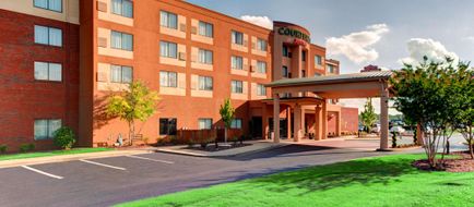Courtyard by Marriott Anniston Oxford Exterior