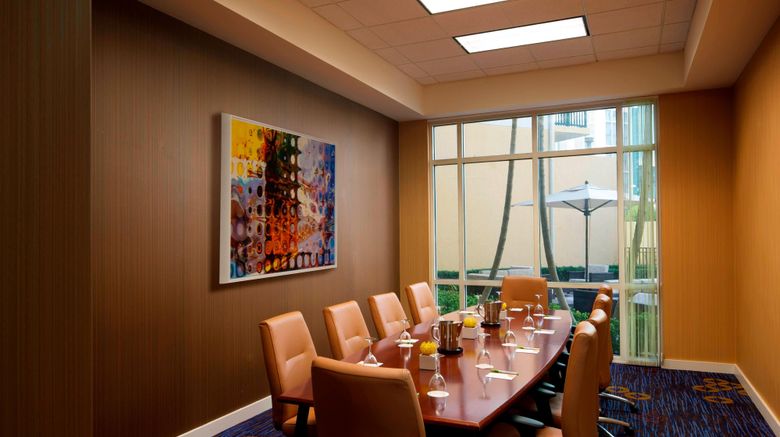 <b>Courtyard Miami Dadeland Meeting</b>. Images powered by <a href="https://www.leonardoworldwide.com/" title="Leonardo Worldwide" target="_blank">Leonardo</a>.