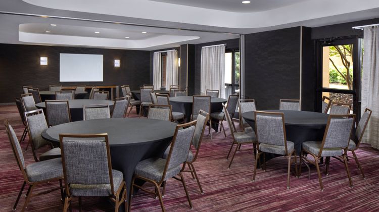 Courtyard by Marriott Anniston Oxford Meeting