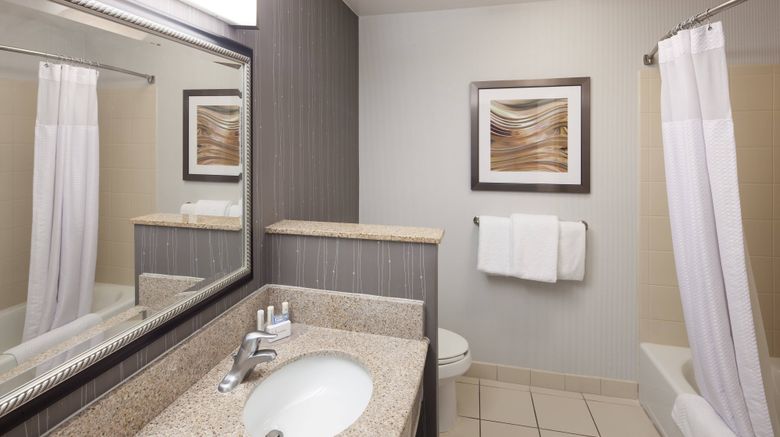 <b>Courtyard Birmingham Trussville Room</b>. Images powered by <a href="https://www.leonardoworldwide.com/" title="Leonardo Worldwide" target="_blank">Leonardo</a>.