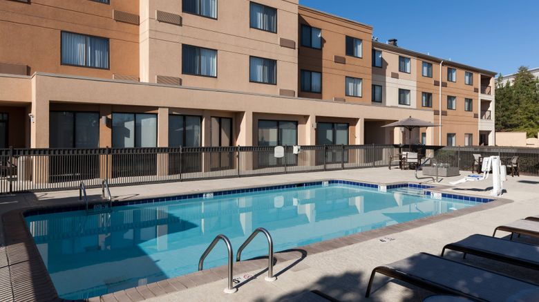 <b>Courtyard Birmingham Trussville Pool</b>. Images powered by <a href="https://www.leonardoworldwide.com/" title="Leonardo Worldwide" target="_blank">Leonardo</a>.