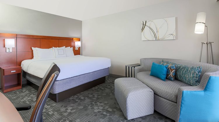 Courtyard Monroe Airport Room