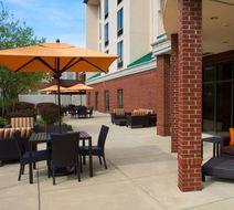 Courtyard Bloomington Exterior