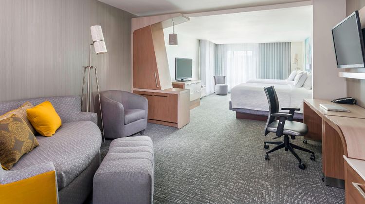 Courtyard Stafford Quantico Suite