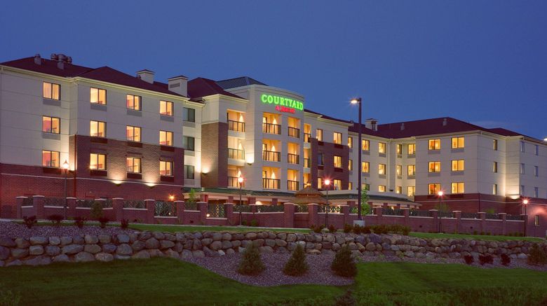 Courtyard by Marriott Madison East Exterior. Images powered by <a href="https://www.leonardoworldwide.com" target="_blank" rel="noopener">Leonardo</a>.