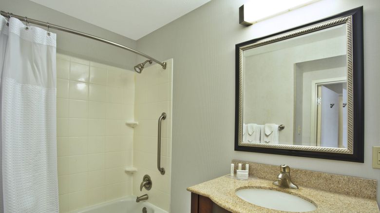 <b>Courtyard Gulfport Beachfront Room</b>. Images powered by <a href="https://www.leonardoworldwide.com/" title="Leonardo Worldwide" target="_blank">Leonardo</a>.