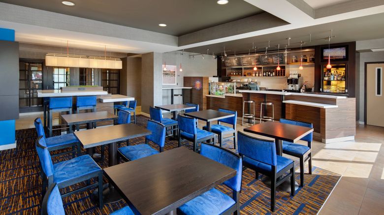 <b>Courtyard Grand Rapids Airport Restaurant</b>. Images powered by <a href="https://www.leonardoworldwide.com/" title="Leonardo Worldwide" target="_blank">Leonardo</a>.