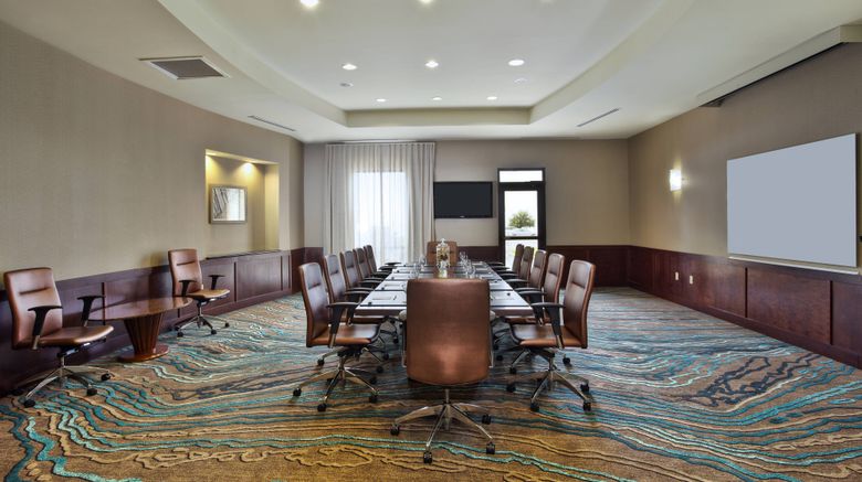 <b>Courtyard Gulfport Beachfront Meeting</b>. Images powered by <a href="https://www.leonardoworldwide.com/" title="Leonardo Worldwide" target="_blank">Leonardo</a>.