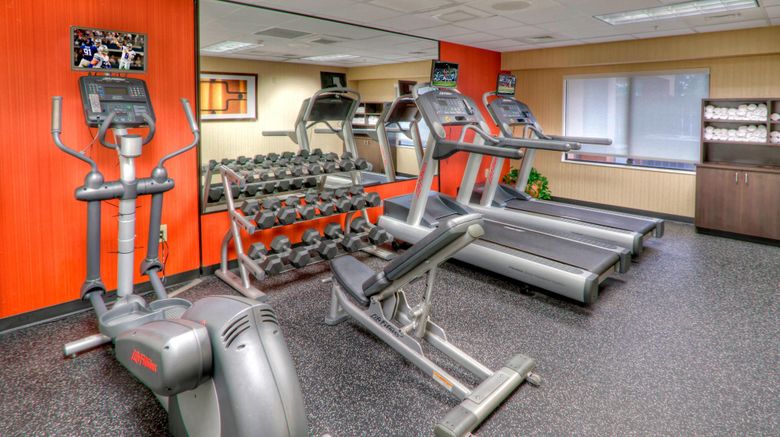 <b>Courtyard Burlington Health Club</b>. Images powered by <a href="https://www.leonardoworldwide.com/" title="Leonardo Worldwide" target="_blank">Leonardo</a>.