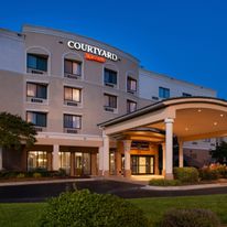 Courtyard High Point