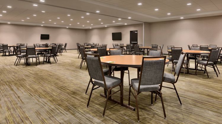 Courtyard By Marriott St. Paul Woodbury Meeting