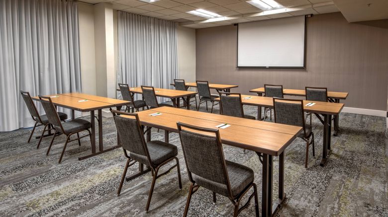 <b>Courtyard Nashville Vanderbilt/West End Meeting</b>. Images powered by <a href="https://www.leonardoworldwide.com/" title="Leonardo Worldwide" target="_blank">Leonardo</a>.