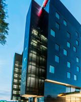 Courtyard by Marriott Bogota Airport