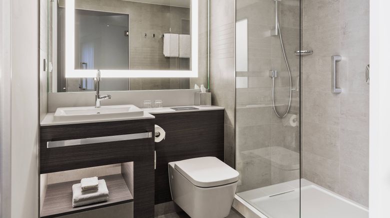 <b>Courtyard by Marriott Hamburg City Room</b>. Images powered by <a href="https://www.leonardoworldwide.com/" title="Leonardo Worldwide" target="_blank">Leonardo</a>.