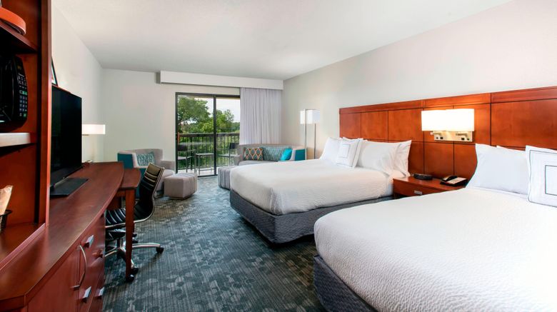 <b>Courtyard by Marriott Barefoot Landing Room</b>. Images powered by <a href="https://www.leonardoworldwide.com/" title="Leonardo Worldwide" target="_blank">Leonardo</a>.