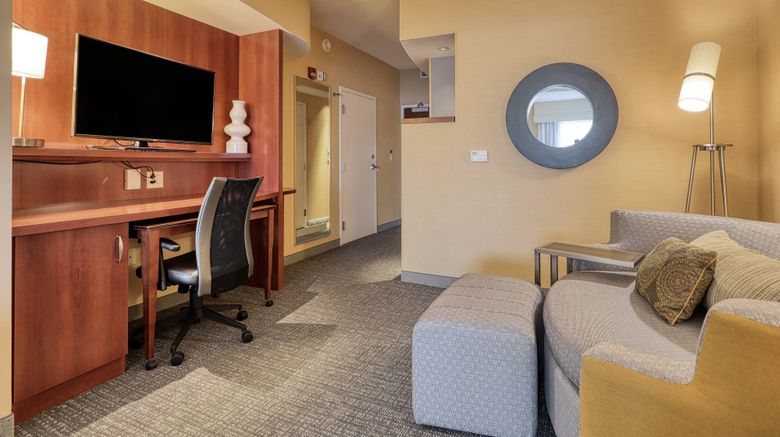 <b>Courtyard York Suite</b>. Images powered by <a href="https://www.leonardoworldwide.com/" title="Leonardo Worldwide" target="_blank">Leonardo</a>.