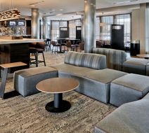 Courtyard York Lobby