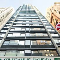 Courtyard by Marriott Fifth Avenue