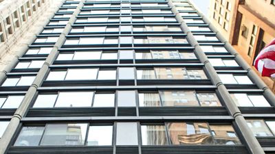 Courtyard by Marriott Fifth Avenue