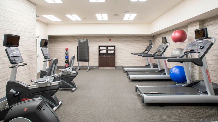 Courtyard New York Queens/Fresh Meadows Health Club
